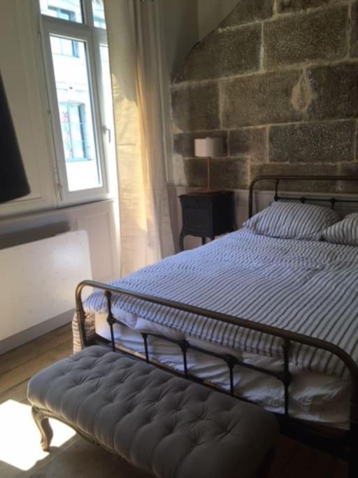 L'Appartement Du Voisin D'Hugo Besanzón Exterior foto